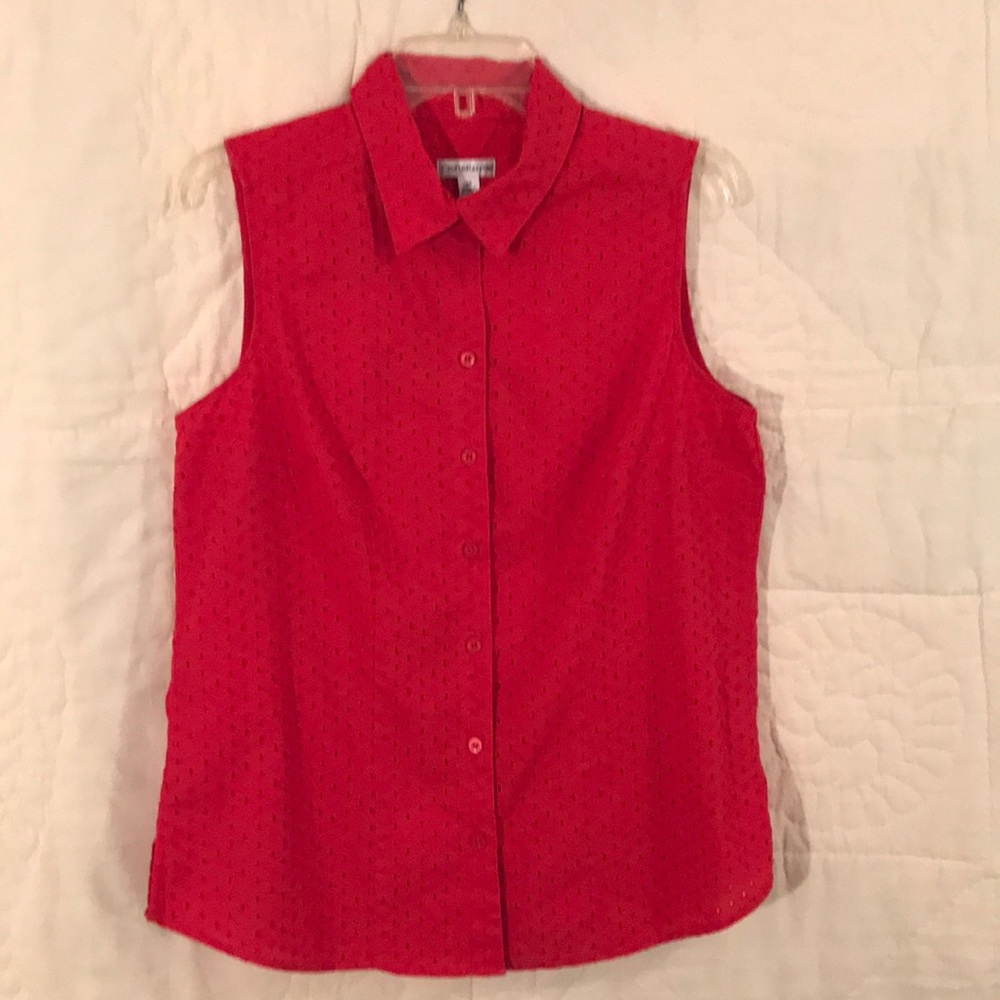 Women’s Sleeveless Shirt